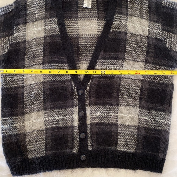 Lise J. Women’s Mohair blend sweater - Picture 8 of 11